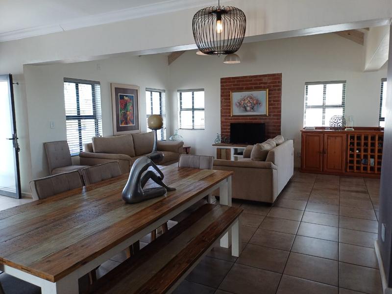 3 Bedroom Property for Sale in Britannia Bay Western Cape